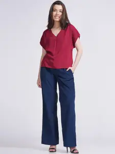 Saltpetre Dianne V-Neck Short Sleeves Top With Trousers