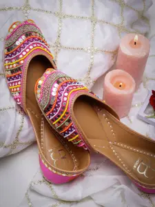 GLAM STORY Embellished Round Toe Leather Mojaris