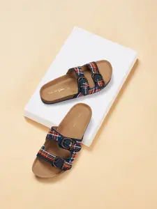 Forever Glam by Pantaloons Textured Open Toe Flats