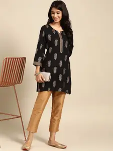 all about you Paisley Printed Round Neck Pure Cotton Straight Kurti