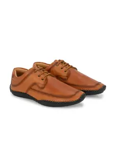 Vellinto Men Textured Derbys