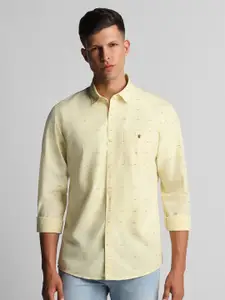 Louis Philippe Jeans Spread Collar Slim Fit Opaque Printed Cotton Casual Shirt