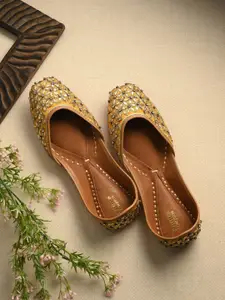 Anouk Embellished Ethnic Mojaris