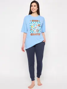 Clovia Graphic Printed Pure Cotton Oversized T-Shirt & Joggers