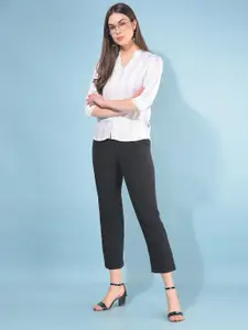 Crimsoune Club Classic Slim Fit Vertical Stripes Opaque Casual Shirt