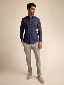 KAAPUS Checked Classic Slim Fit Opaque Casual Shirt