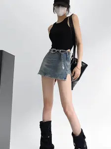 LULU & SKY Side Zipper Mini Skirts