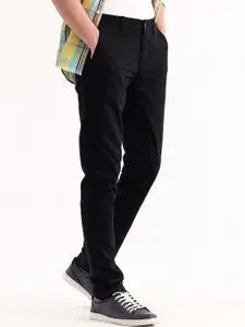 Red Flame Men Mid-Rise Cotton Slim Fit Chinos Trousers