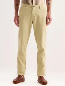 Red Flame Men Slim Fit Mid Rise Stretchable Chinos Trousers