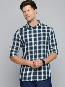 Flying Machine Pure Cotton Slim Fit Checked Casual Shirt