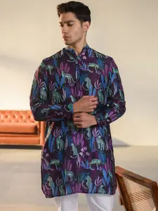 QB MEN Conversational Printed Straight Kurta