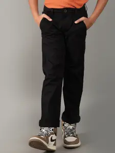 V-Mart Boys Regular Fit Mid-Rise Cotton Chinos Trousers
