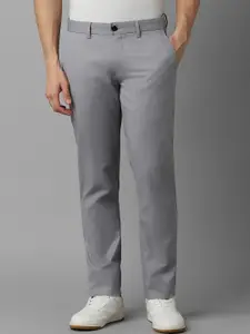 Louis Philippe Sport Men Slim Fit Mid-Rise Cotton Regular Trousers
