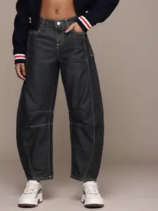 The Roadster Life Co. Women Horseshoe Fit Low-Rise Light Fade Jeans