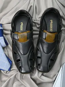 Fashion Victim Men Shoe-Style Sandals