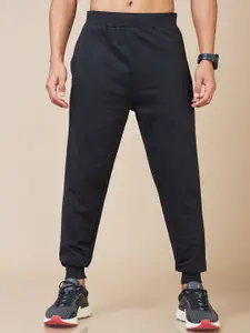 CULT Men Mid Rise Moisture wicking Regular Fit Joggers