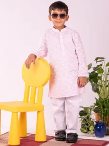 VASTRAMAY Boys Geometric Embroidered Straight Chikankari Kurta With Pyjamas