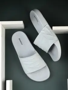 The Roadster Lifestyle Co Men Textured Sliders