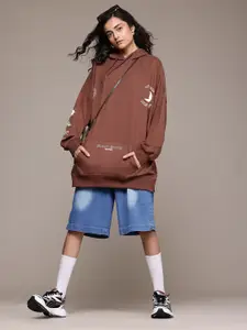 The Roadster Lifestyle Co.  Printed Hooded Oversized Longline Sweatshirt