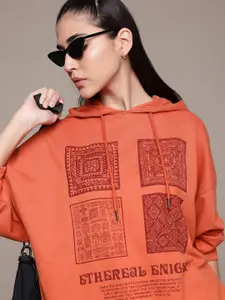 The Roadster Lifestyle Co. Printed Hooded Oversize Sweatshirt