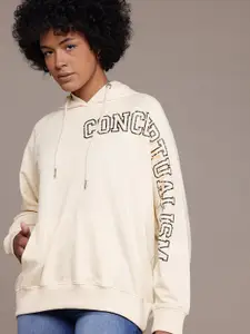 The Roadster Lifestyle Co. Women Printed Hooded Longline Sweatshirt