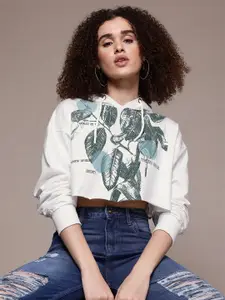 The Roadster Lifestyle Co. Conversational Printed Drop-Shoulder Hooded Crop Sweatshirt