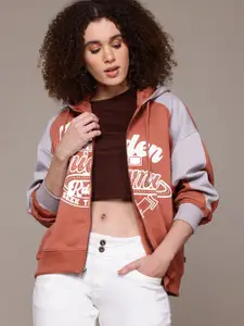 The Roadster Lifestyle Co. Printed Hooded Sweatshirt