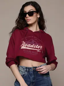 The Roadster Lifestyle Co. Printed Hooded Crop Sweatshirt