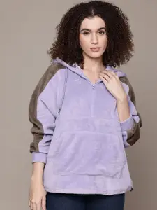 The Roadster Lifestyle Co. Hooded Colourblocked Detail Fleece Sweatshirt