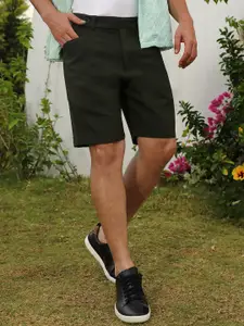 Campus Sutra Men Mid-Rise Tailored Shorts