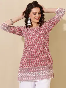 AKIMIA Ethnic Motifs Embroidered Chikankari Kurti