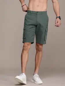 Roadster Men Solid Cargo Shorts