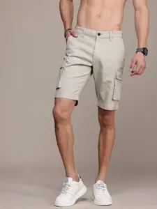 Roadster Men Solid Cargo Shorts