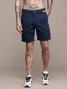 Roadster Men Solid Chino Shorts