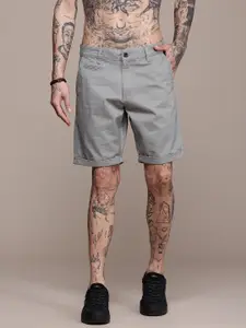 Roadster Men Pure Cotton Solid Chino Shorts