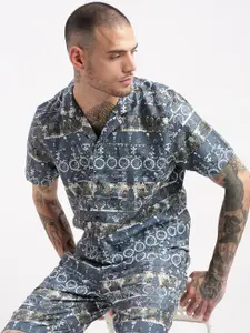 SHOWOFF Printed Shirt & Shorts Co-Ords Set