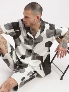 SHOWOFF Printed Shirt & Shorts Co-Ords Set