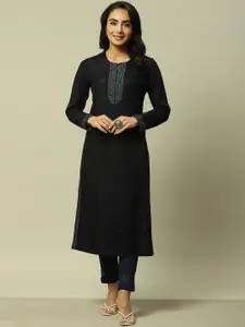 Rangriti Geometric Round Neck Long Sleeves Thread Work Kurta