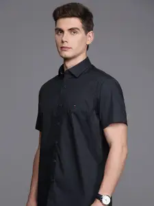 Louis Philippe Sport Slim Fit Opaque Casual Shirt