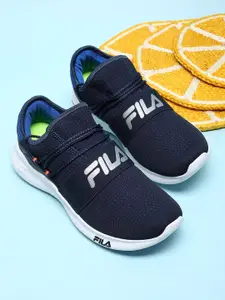 FILA Men Textured Running Shoes