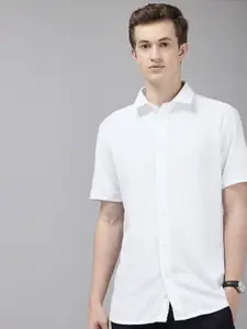 V Dot Self Design Textured Skinny Fit Opaque Casual Shirt