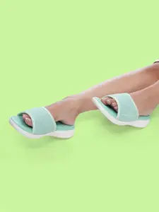 Solethreads Women Textured Sliders