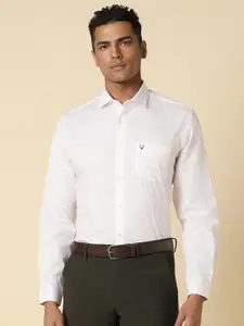 Allen Solly Slim Fit Horizontal Stripes Spread Collar Long Sleeves Cotton Formal Shirt