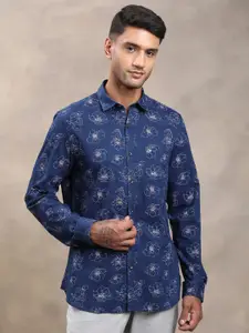 Turtle Relaxed Slim Fit Floral Printed Cotton Casual Shirt