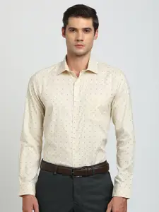 Turtle Classic Slim Fit Micro Ditsy Printed Opaque Cotton Formal Shirt