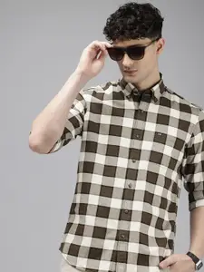 Arrow Manhattan Slim Fit Checked Pure Cotton Casual Shirt
