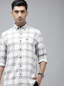 Arrow Manhattan Slim Fit Checked Pure Cotton Casual Shirt