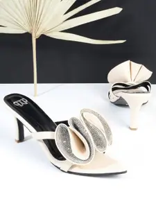 THE WHITE POLE Embellished Slim Heels