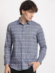 THE BEAR HOUSE Slim Fit Long Sleeves Spread Collar Cotton Opaque Printed Casual Shirt