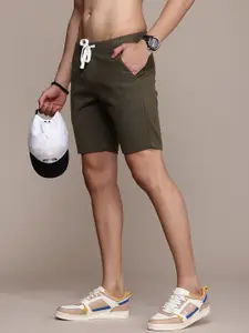 Roadster Men Solid Regular Shorts